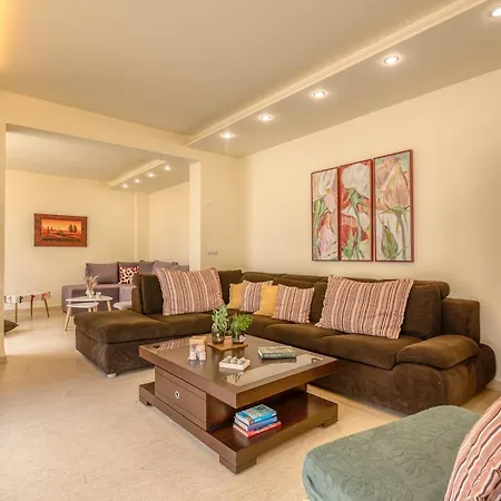 Luxury Maisonette